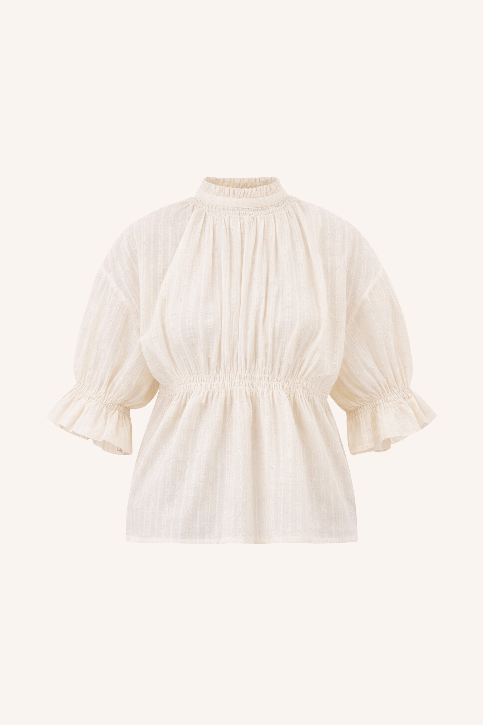isabel-dobby-blouse-sand-aansluitende fit-elastieken band-gemaakt door weefspecialist-by-bar-productfoto