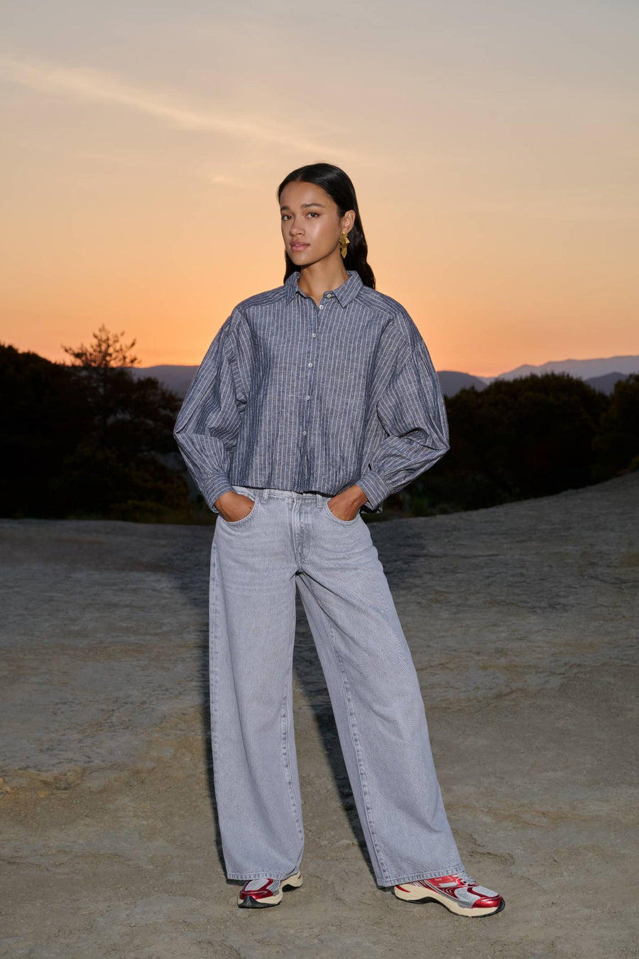 sarah short thin stripe blouse | ash grey stripe