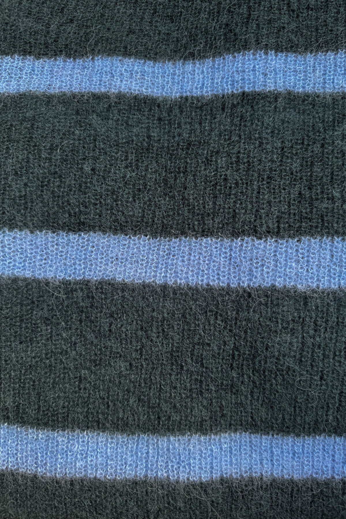 vide stripe pullover | green cloud stripe