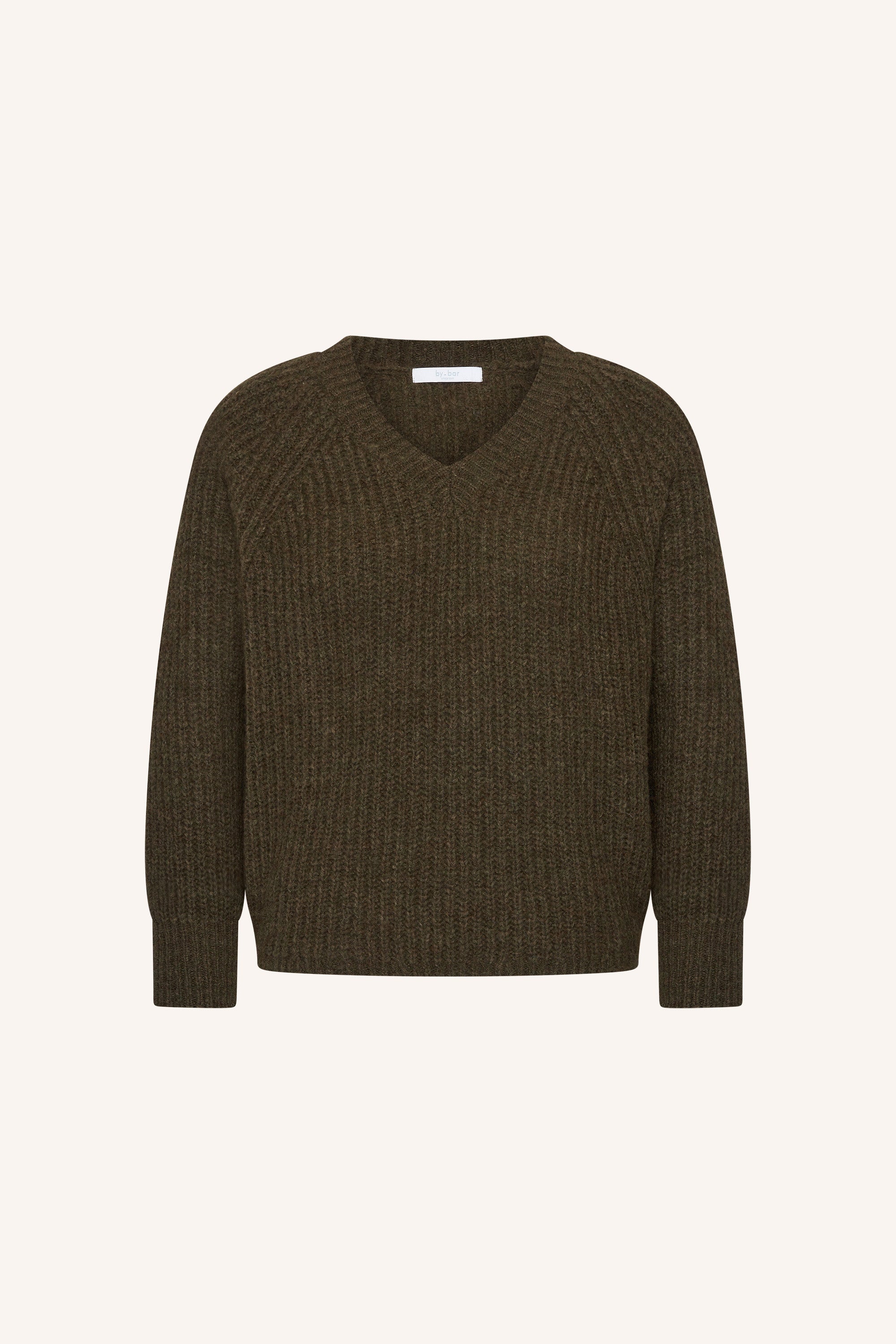 lune-pullover-olive-all-time classic-ribpatroon-v-halslijn-by-bar-productfoto