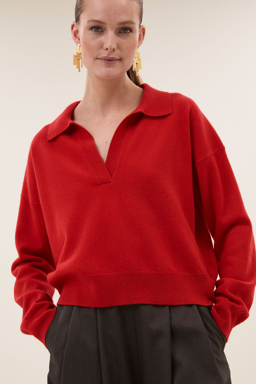 flex-pullover-lipstick-merino wol-comfortabele draagervaring-v-halslijn-by-bar-detail