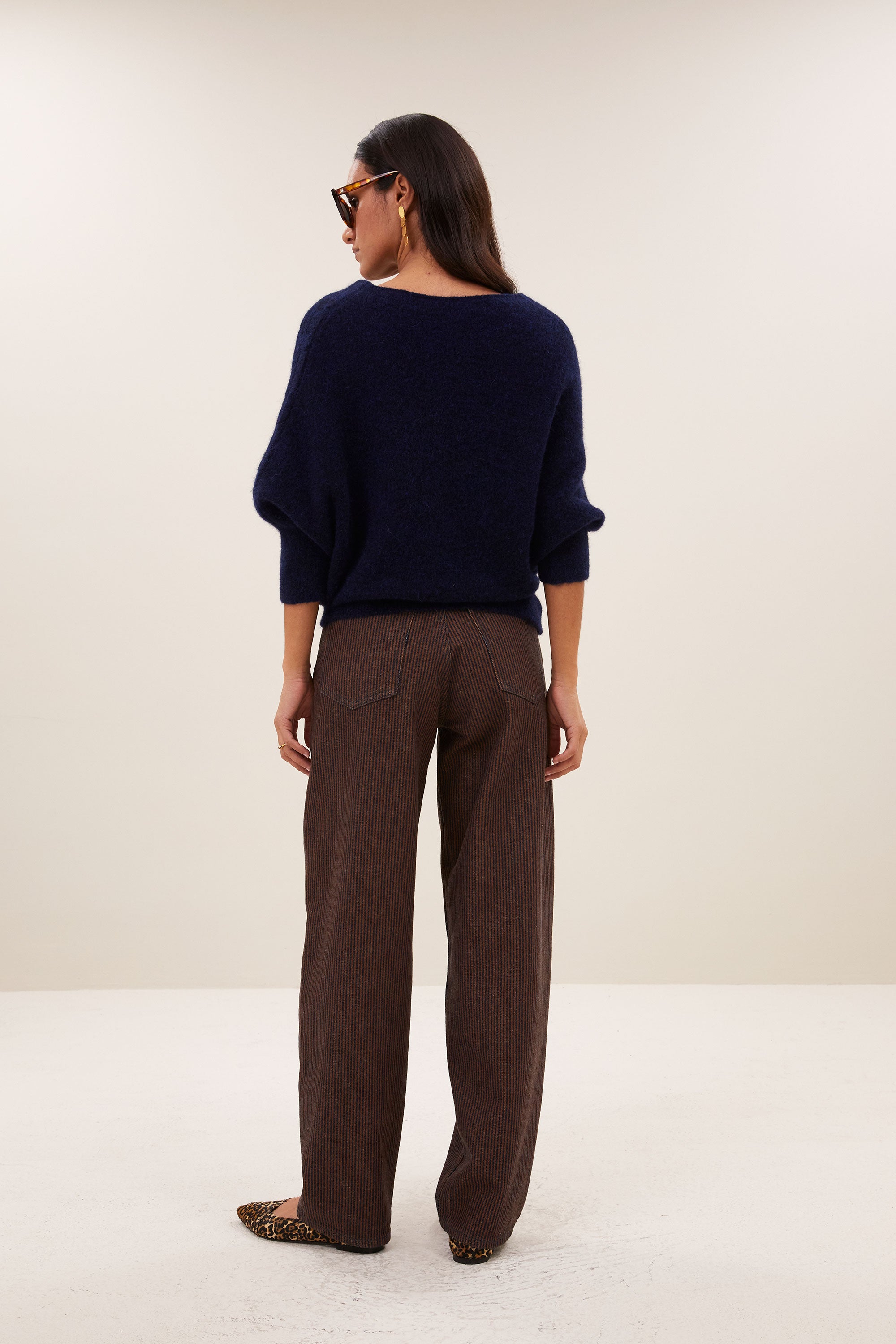kyoto-pullover-midnight-alpacamix kwaliteit-all-time classic-ronde halslijn-by-bar-achteraanzicht