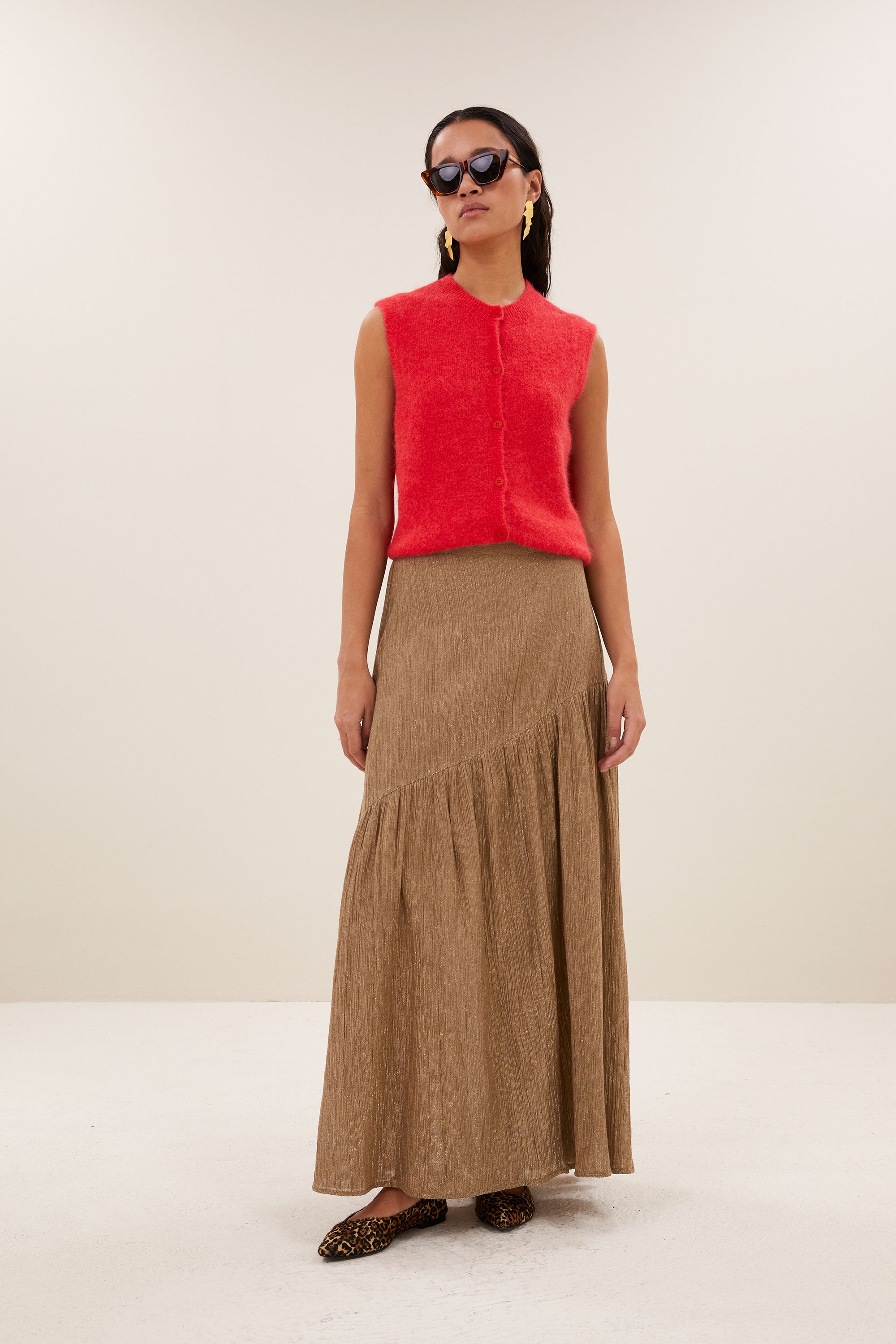 meya-spencer-lipstick-all-time classic-knoopsluiting-losvallende pasvorm-by-bar-vooraanzicht