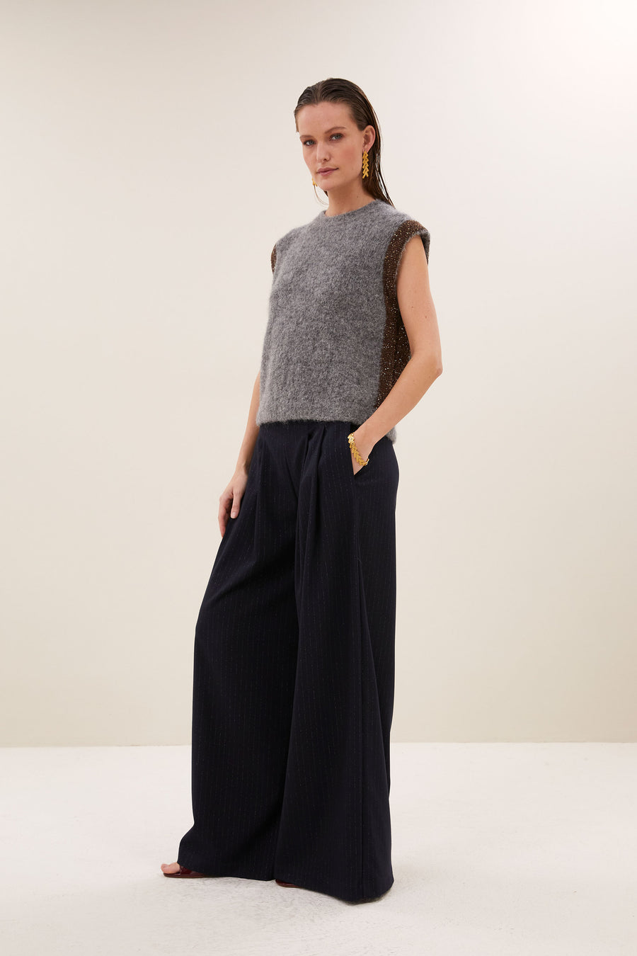 sef-sparkle-stripe-pants-midnight-all-time classic-blinde ritssluiting-draagbaar als set-by-bar-zijaanzicht