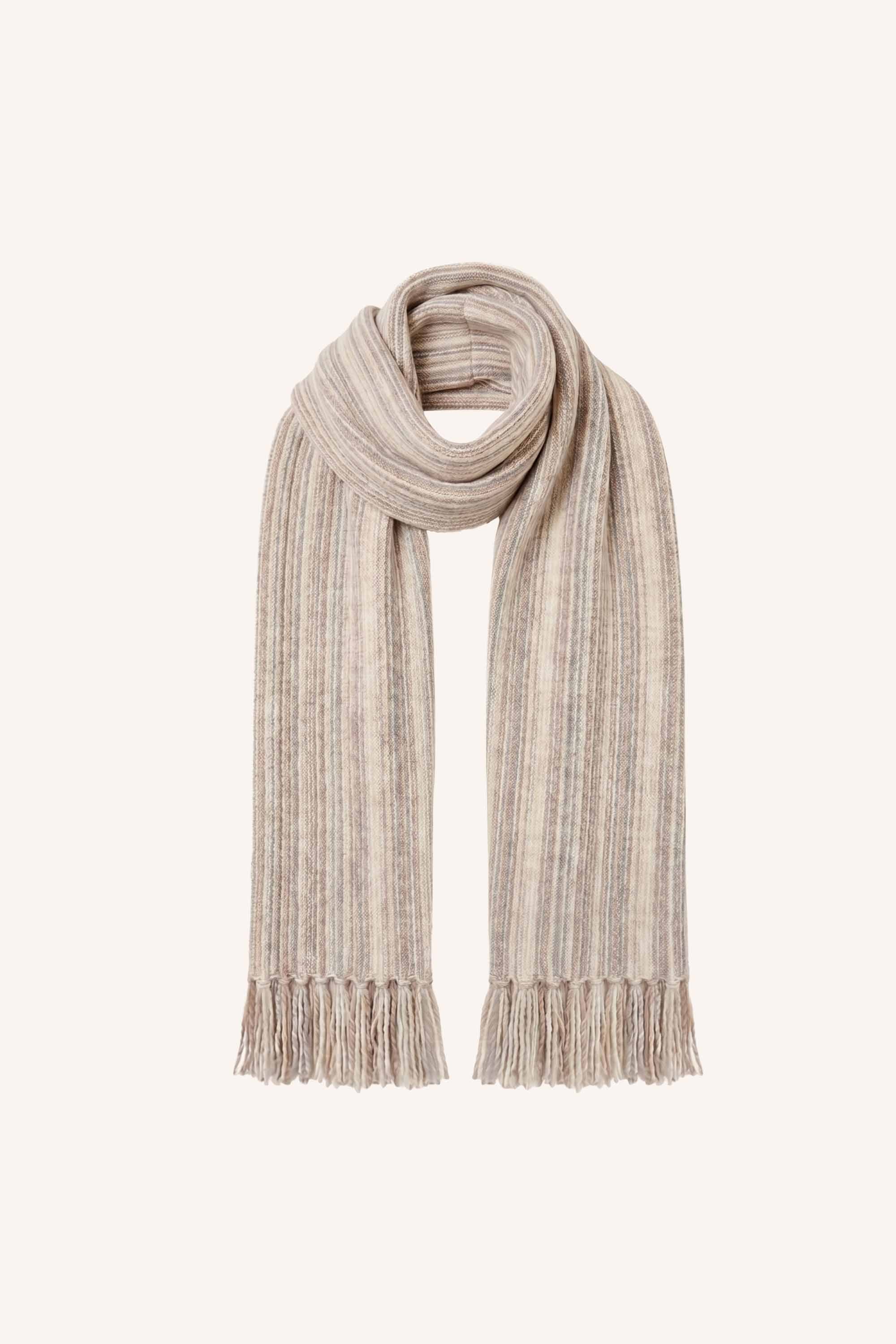 elva-woolen-scarf-sand-all-time classic-wolblend-by-bar-productfoto