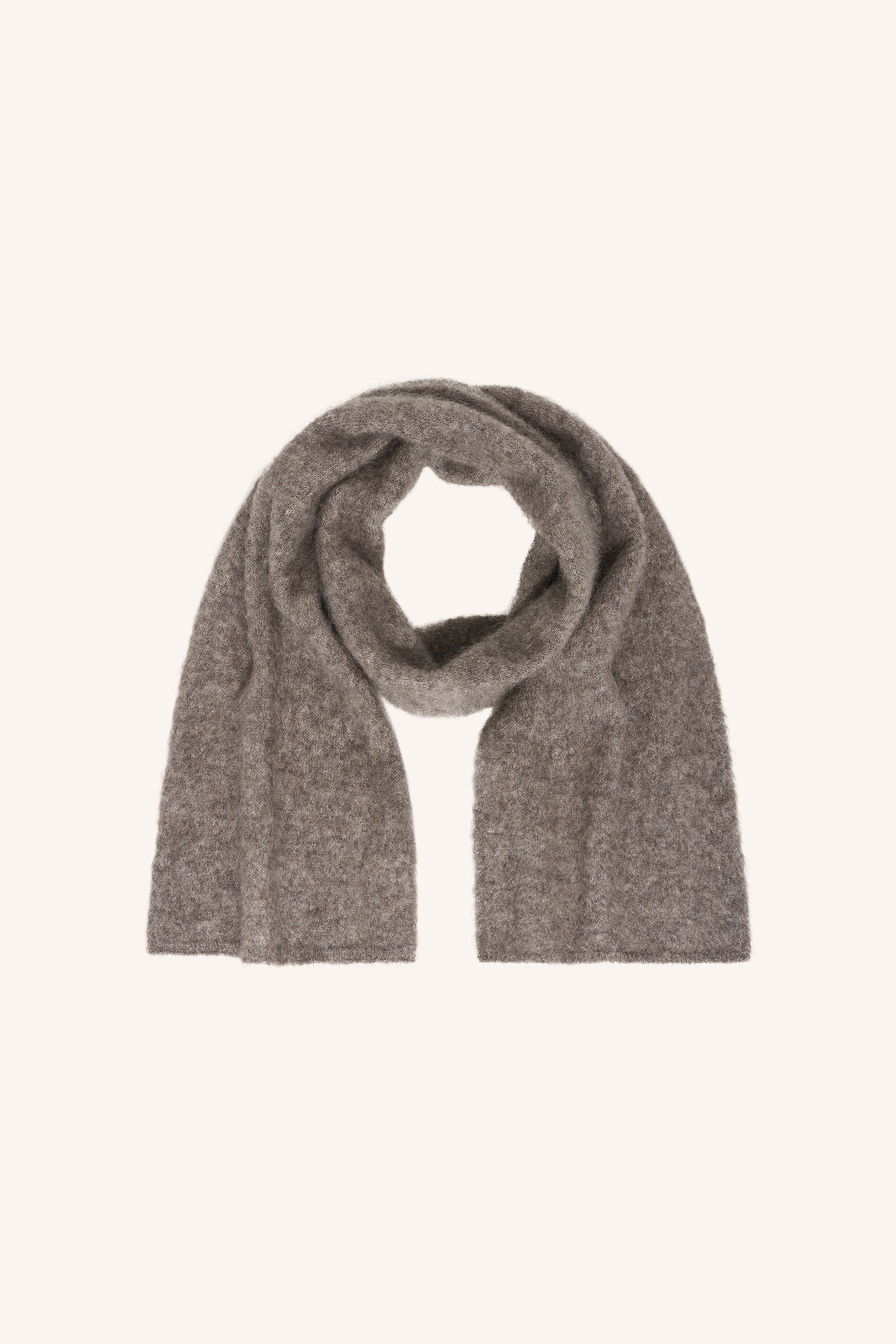 leah-norton-scarf-dark-biscuit-alpacamix kwaliteit-all-time classic-by-bar-productfoto