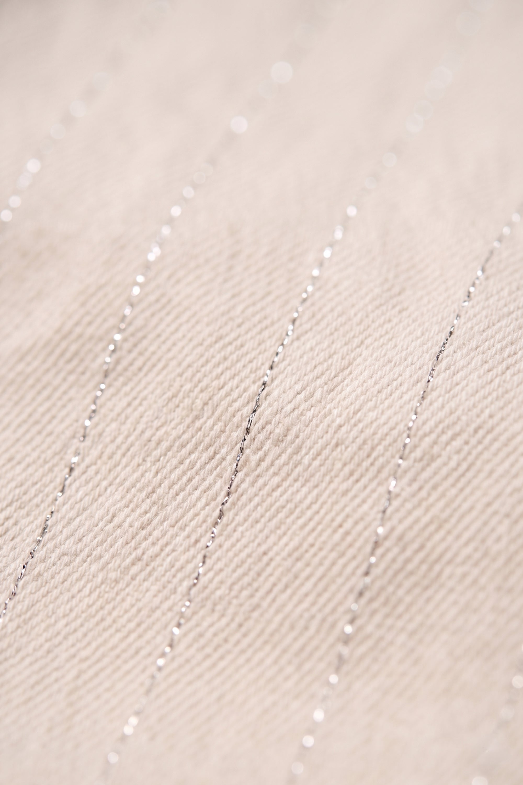 blouse-ally-blouse-off-white-by-bar-detail
